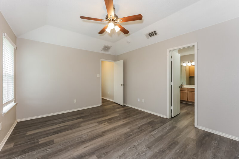 1,960/Mo, 721 Mesa Vista Dr Crowley, TX 76036 Main Bedroom View 2