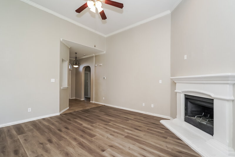 0/Mo, 3205 Stonecrop Trl Argyle, TX 76226 Living Room View 3