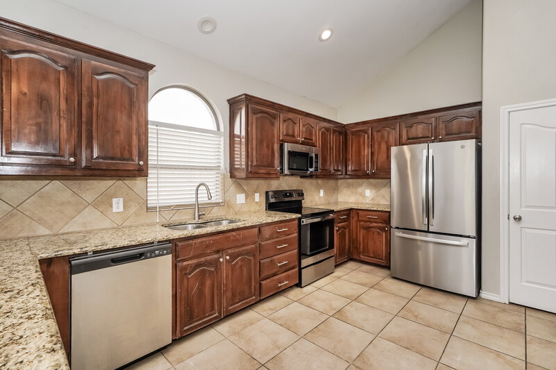 0/Mo, 3205 Stonecrop Trl Argyle, TX 76226 Kitchen View 3