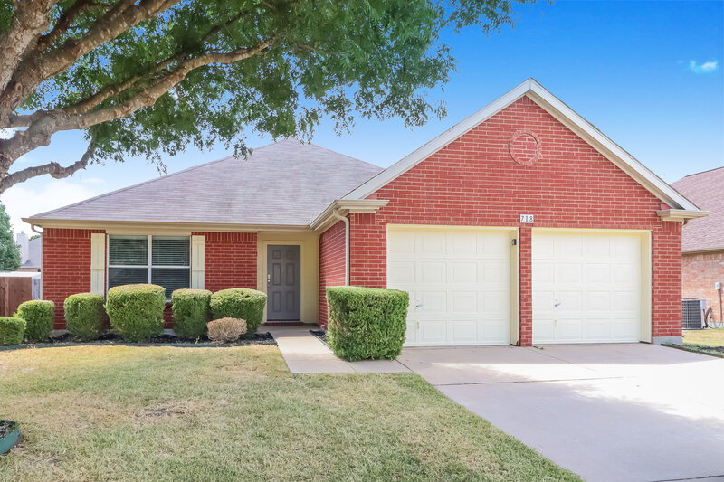 2,455/Mo, 718 Reindeer Dr Midlothian, TX 76065 External View