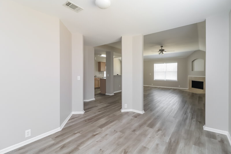 2,455/Mo, 718 Reindeer Dr Midlothian, TX 76065 Dining Room View