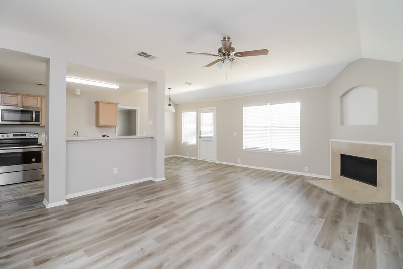 2,455/Mo, 718 Reindeer Dr Midlothian, TX 76065 Dining Room View 2
