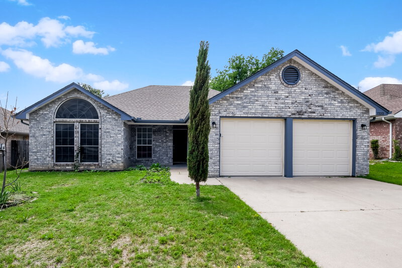 2,200/Mo, 7333 Amber Dr Watauga, TX 76148 External View