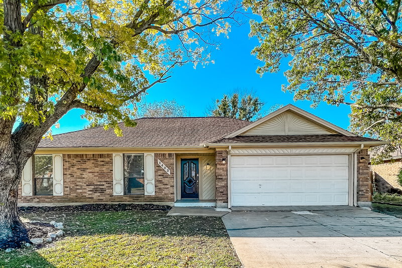 2,050/Mo, 1402 Sayles Ave Arlington, TX 76018 External View
