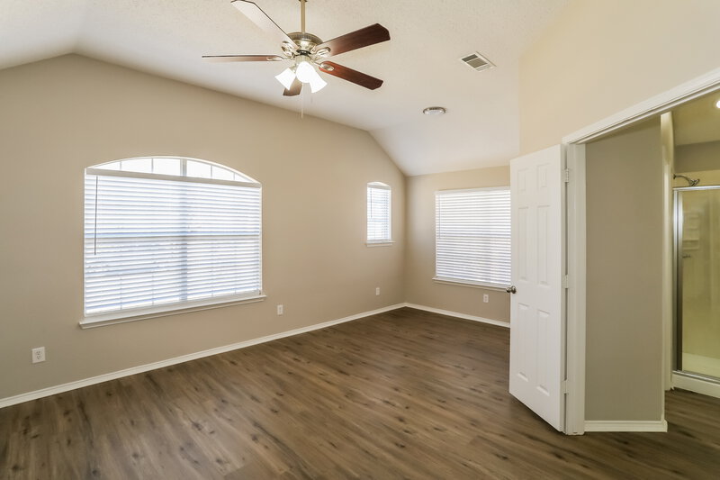 2,440/Mo, 7800 Park Run Rd Fort Worth, TX 76137 Main Bedroom View 2