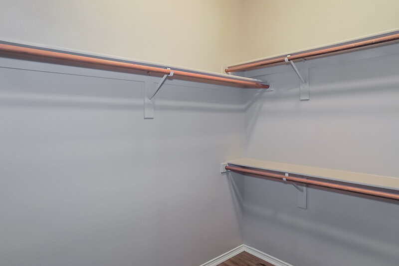 2,440/Mo, 7800 Park Run Rd Fort Worth, TX 76137 Walk In Closet View