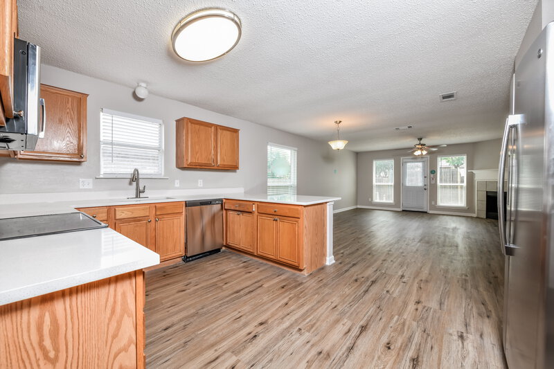 2,370/Mo, 848 Meadowlark Dr Saginaw, TX 76131 Kitchen View