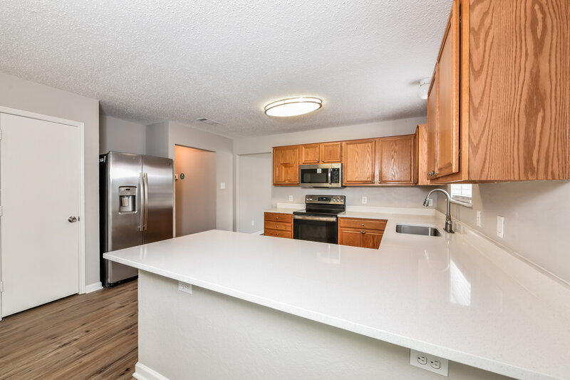 2,370/Mo, 848 Meadowlark Dr Saginaw, TX 76131 Kitchen View 2