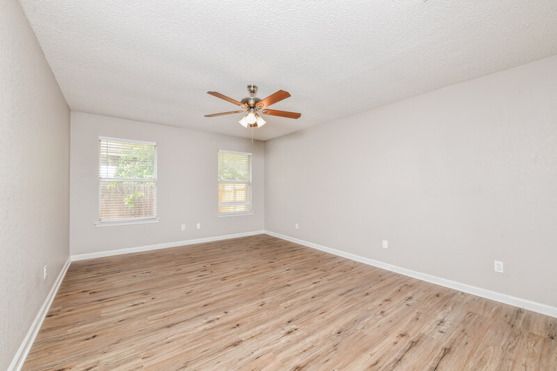 2,370/Mo, 848 Meadowlark Dr Saginaw, TX 76131 Main Bedroom View