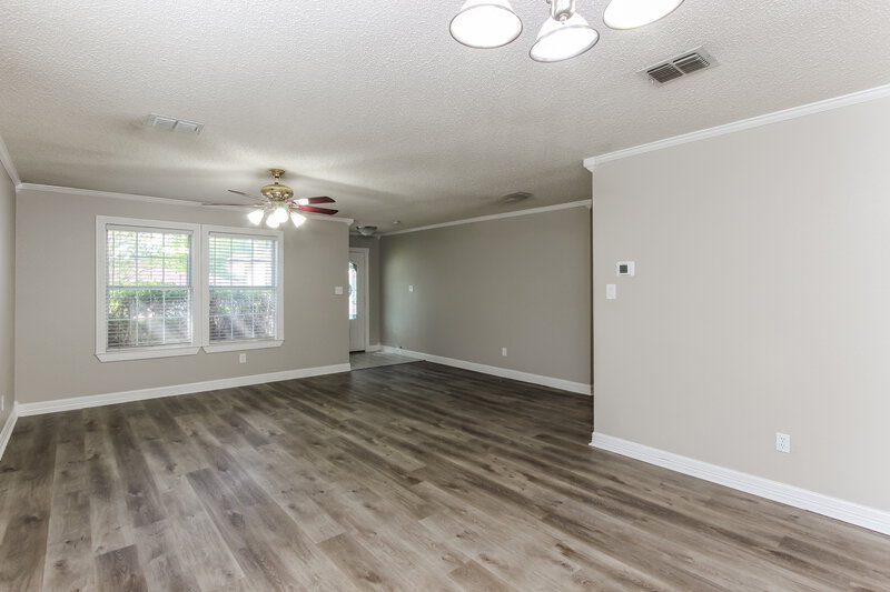 2,165/Mo, 1618 Danbury Dr Garland, TX 75040 Living Room View 2