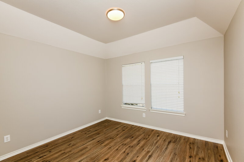 3,290/Mo, 6910 Shore Breeze Ct Arlington, TX 76016 Main Bedroom View