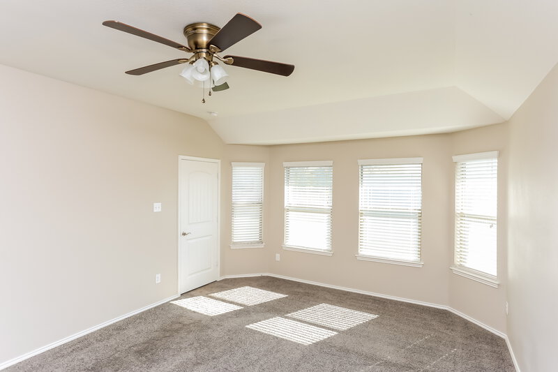 2,100/Mo, 2101 Blakely Ct Fort Worth, TX 76134 Main Bedroom View 2