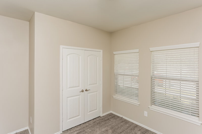 2,100/Mo, 2101 Blakely Ct Fort Worth, TX 76134 Bedroom View 3