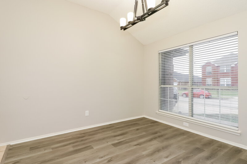 2,650/Mo, 319 Crestview Dr Arlington, TX 76018 Dining Room View