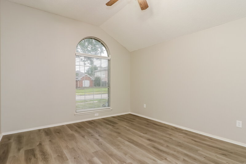 2,650/Mo, 319 Crestview Dr Arlington, TX 76018 Bedroom View