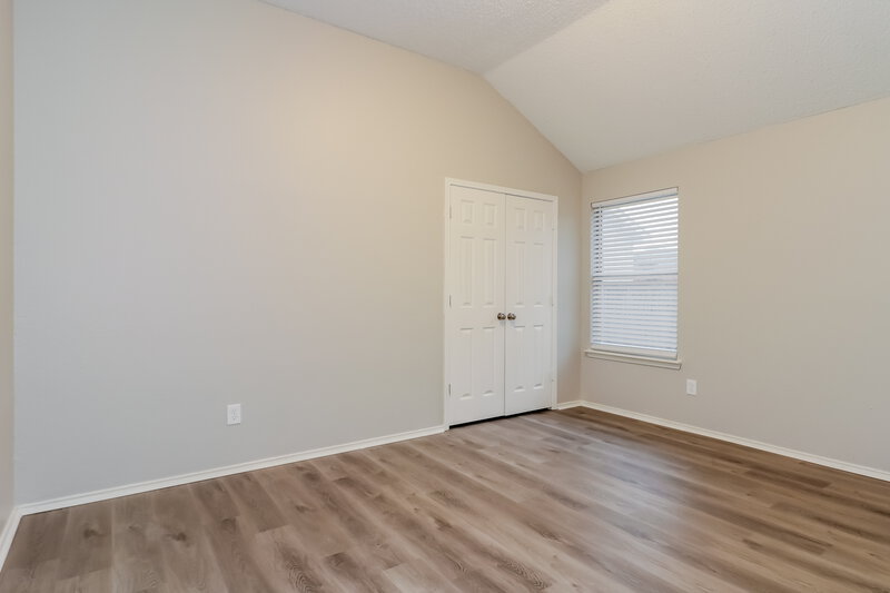 2,650/Mo, 319 Crestview Dr Arlington, TX 76018 Bedroom View 3