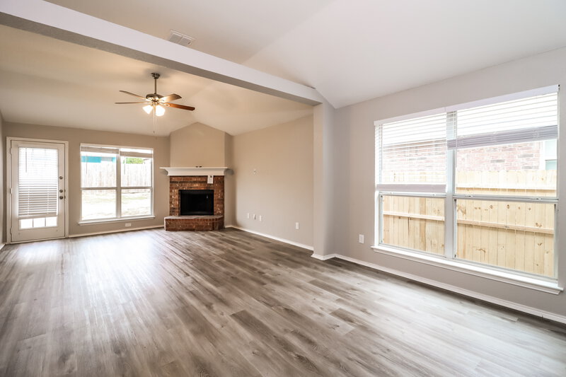 2,750/Mo, 7500 Fallen Trl Fort Worth, TX 76123 Dining Room View