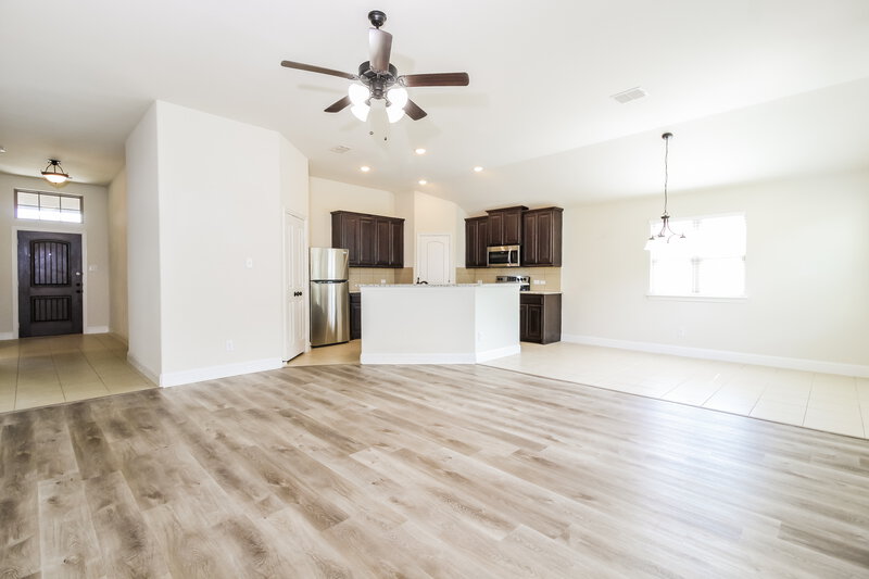 2,115/Mo, 334 Highmeadow Rd Aubrey, TX 76227 Living Room View