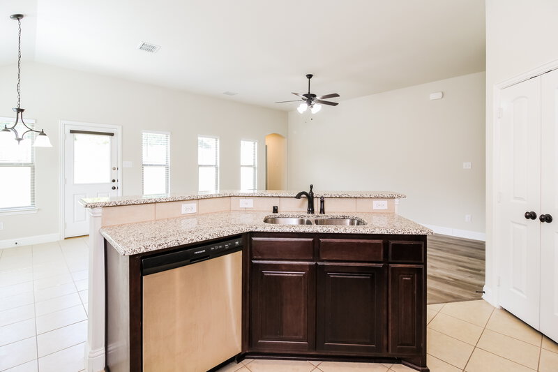 2,115/Mo, 334 Highmeadow Rd Aubrey, TX 76227 Kitchen View