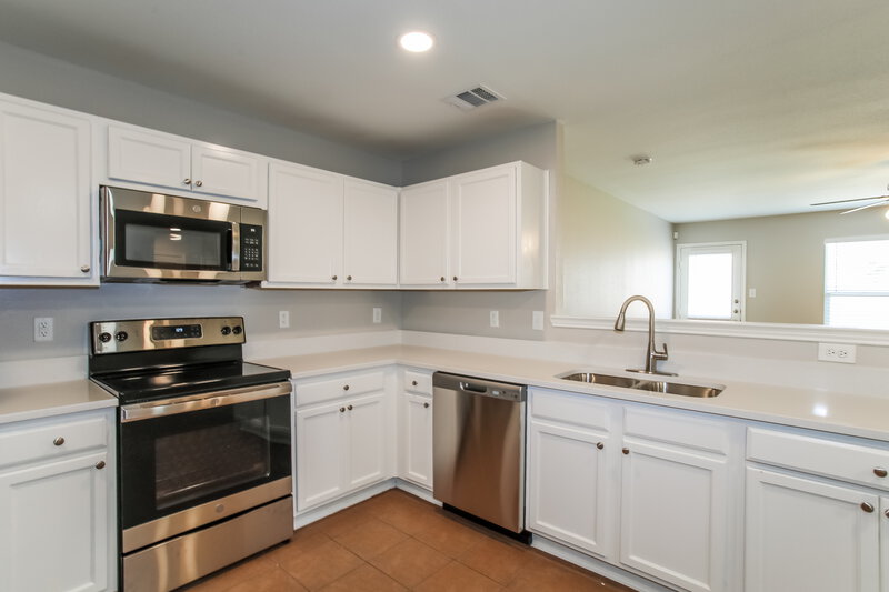 1,865/Mo, 16508 Cowboy Trl Justin, TX 76247 Kitchen View