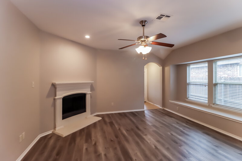 2,145/Mo, 259 Haywood Mews Lancaster, TX 75146 Living Room View