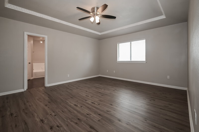 1,185/Mo, 6800 Westglen Dr Fort Worth, TX 76133 Main Bedroom View