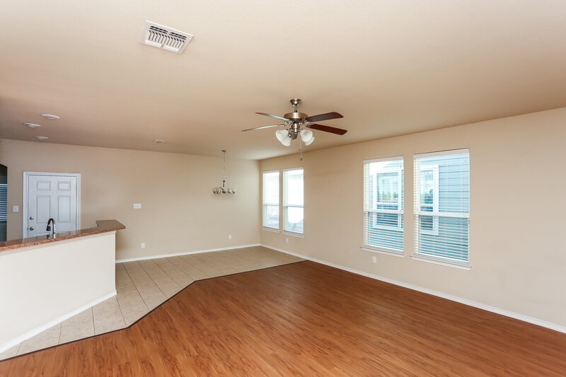 1,985/Mo, 10973 Caldwell Ln Fort Worth, TX 76179 Living Room View