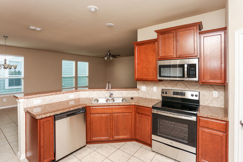 1,985/Mo, 10973 Caldwell Ln Fort Worth, TX 76179 Kitchen View 2