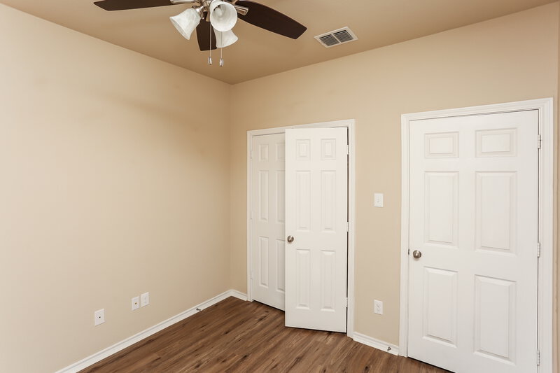 1,985/Mo, 10973 Caldwell Ln Fort Worth, TX 76179 Bedroom View 3