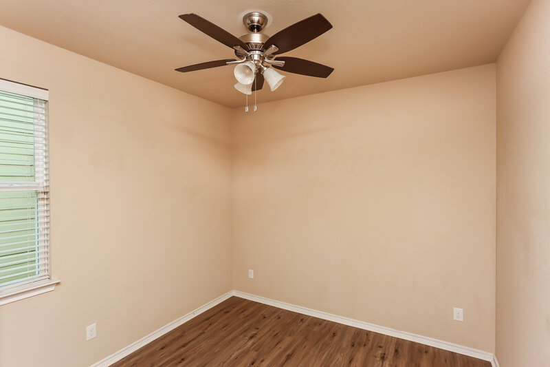 1,985/Mo, 10973 Caldwell Ln Fort Worth, TX 76179 Bedroom View 4