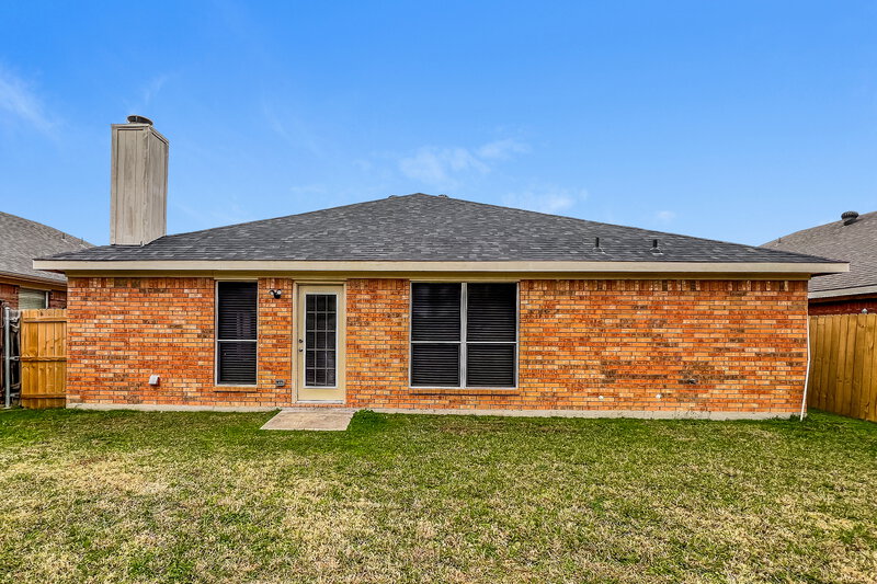 1,970/Mo, 2321 Rushing Springs Dr Fort Worth, TX 76118 Rear View