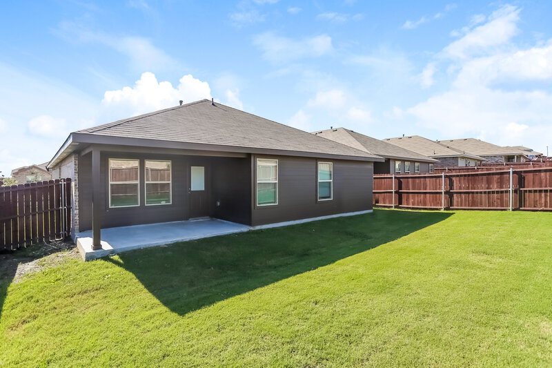 2,540/Mo, 10020 Clemmons Rd Fort Worth, TX 76108 Rear View
