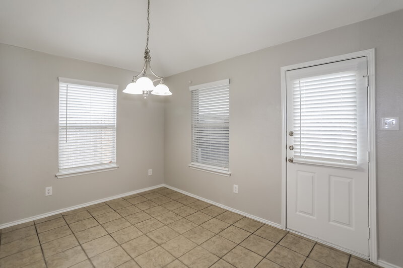 2,210/Mo, 6828 Bluff View Dr Watauga, TX 76137 Dining Room View