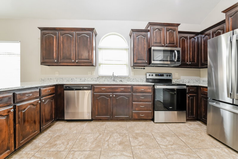 2,135/Mo, 11017 Erinmoor Trl Haslet, TX 76052 Kitchen View 2