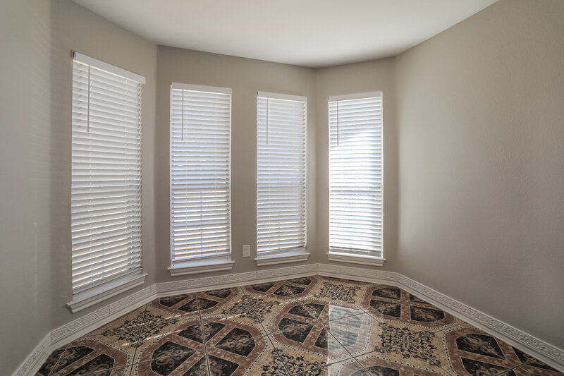 2,620/Mo, 312 W Windsor Dr Denton, TX 76207 Dining Room View
