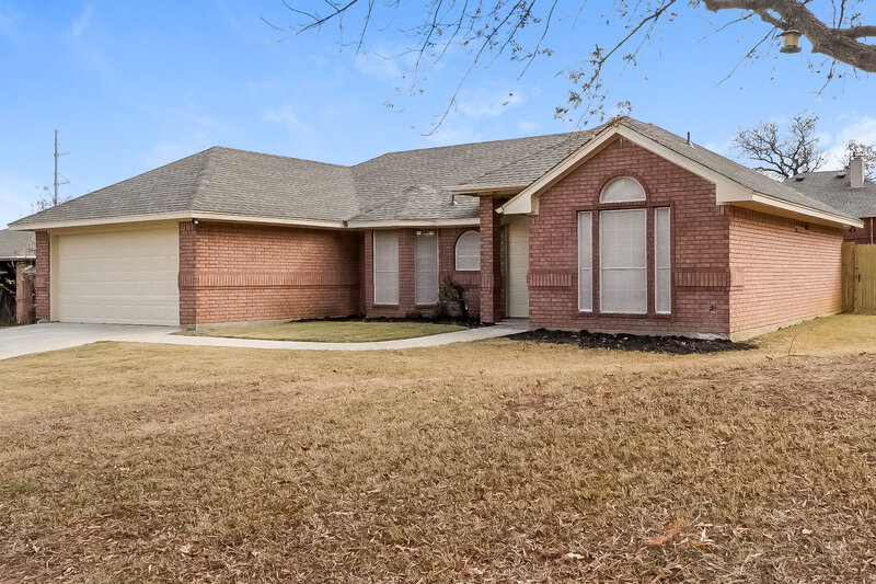1,955/Mo, 100 Sandlewood Ln Burleson, TX 76028 Front View