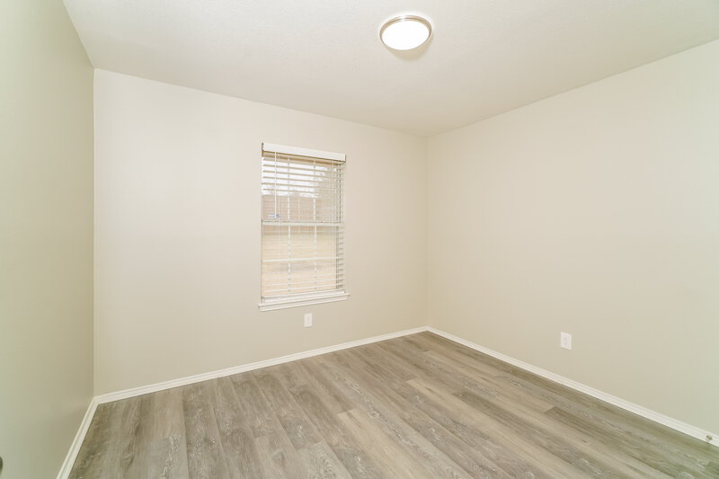 1,955/Mo, 100 Sandlewood Ln Burleson, TX 76028 Bedroom View