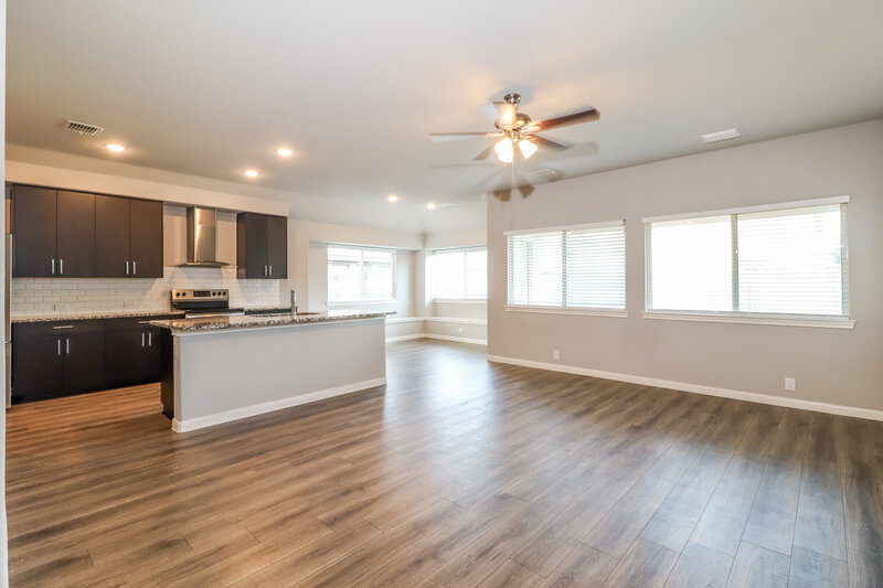 2,300/Mo, 11917 Rustling Oaks Dr Crowley, TX 76036 Living Room View 2
