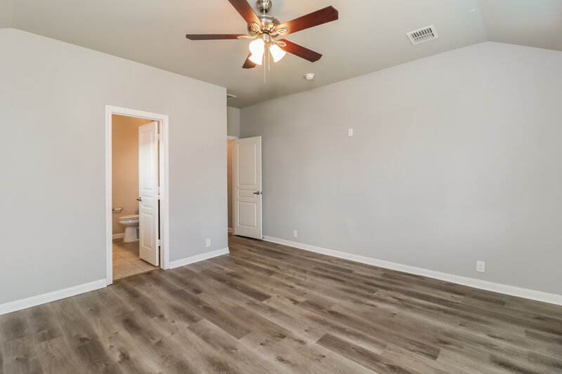 2,300/Mo, 11917 Rustling Oaks Dr Crowley, TX 76036 Main Bedroom View
