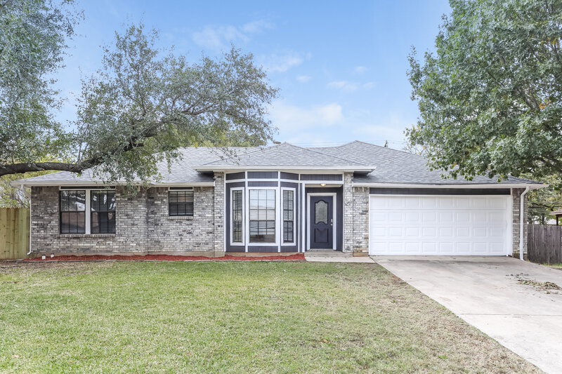 2,060/Mo, 201 Bowles Ct Kennedale, TX 76060 External View