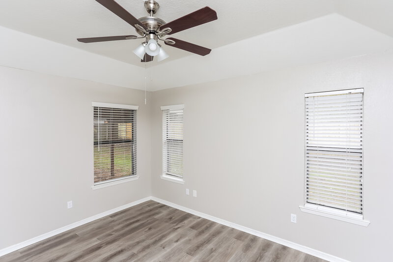 2,060/Mo, 201 Bowles Ct Kennedale, TX 76060 Main Bedroom View