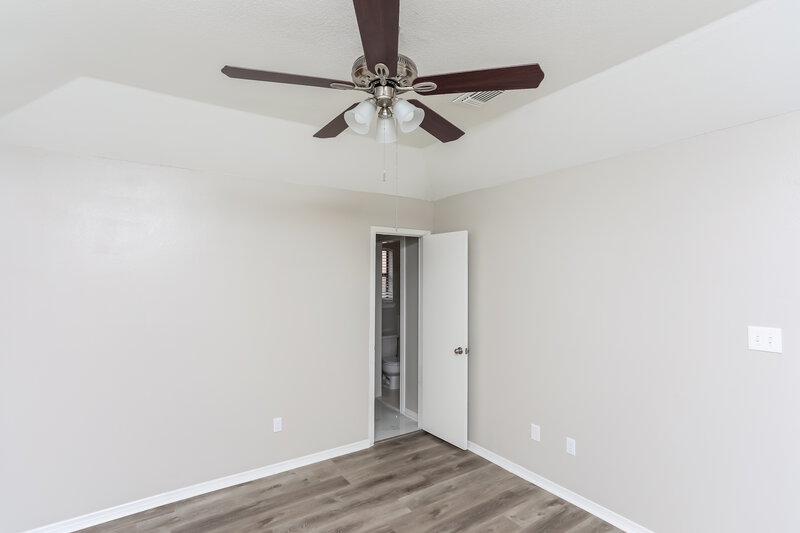 2,060/Mo, 201 Bowles Ct Kennedale, TX 76060 Main Bedroom View 2