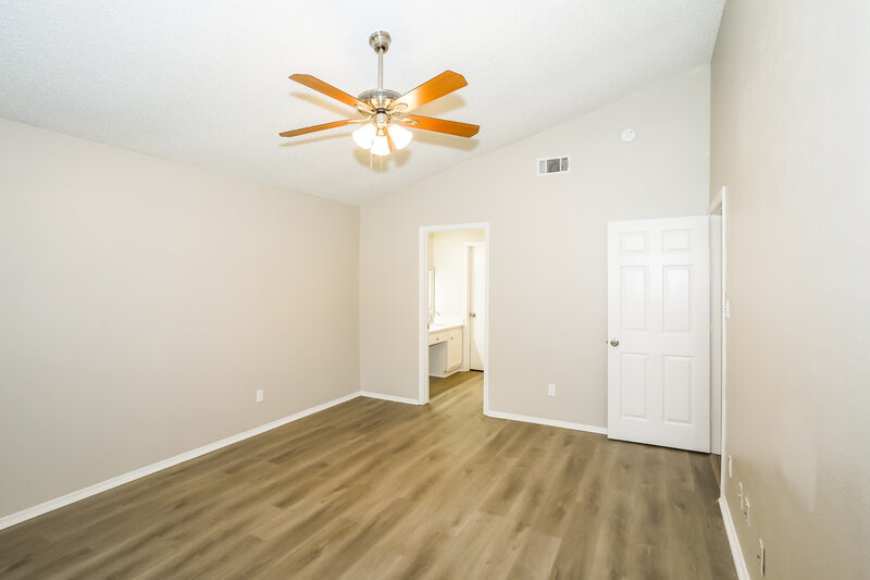 2,135/Mo, 4006 Bond St Rowlett, TX 75088 Main Bedroom View 2