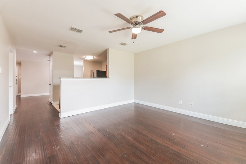 2,065/Mo, 1428 Waterford Dr Little Elm, TX 75068 Living Room View 3