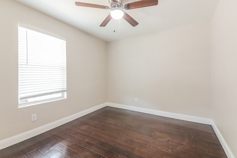 2,065/Mo, 1428 Waterford Dr Little Elm, TX 75068 Bedroom View