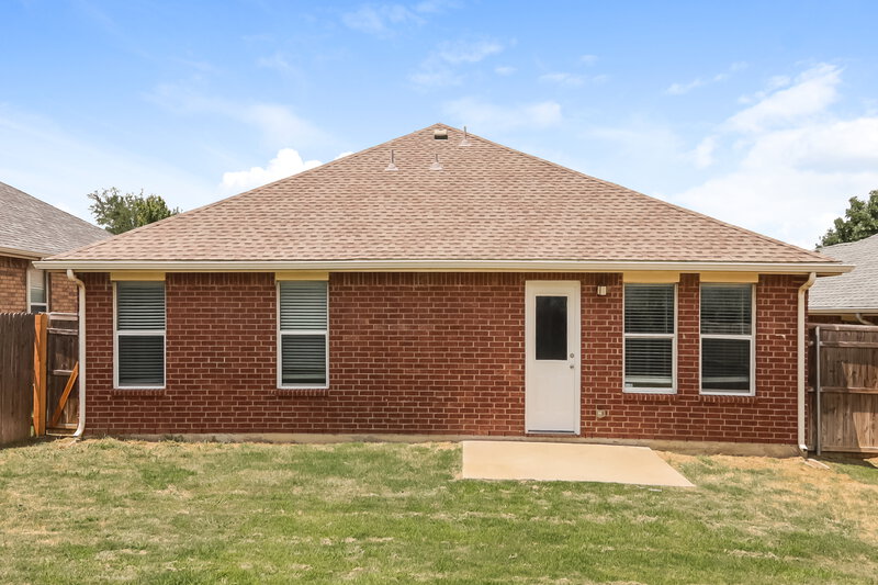 2,065/Mo, 1428 Waterford Dr Little Elm, TX 75068 Rear View