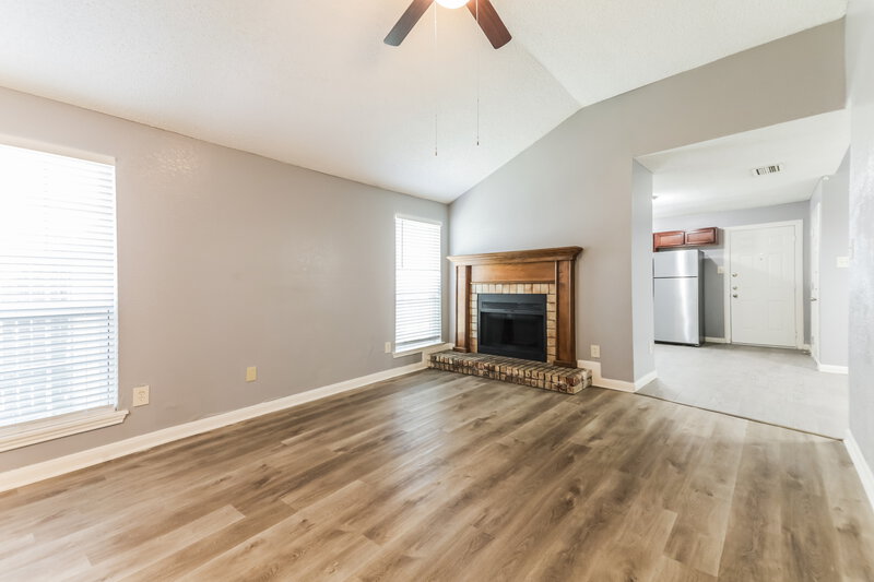 1,845/Mo, 1112 Paintbrush St Mesquite, TX 75149 Living Room View 2