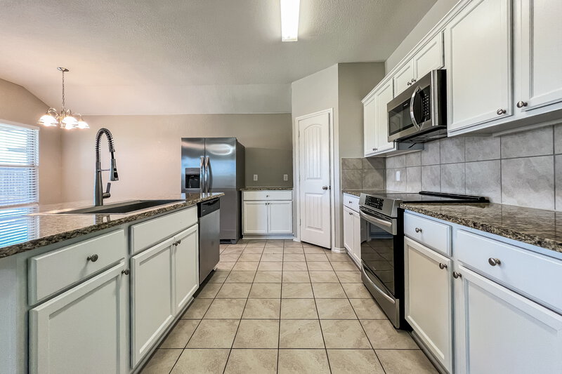 2,210/Mo, 1021 Decker Dr Fate, TX 75189 Kitchen View