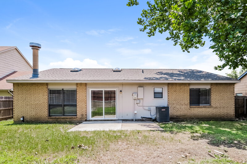 2,160/Mo, 3721 Whitefern Dr Fort Worth, TX 76137 Rear View