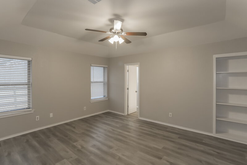 2,090/Mo, 1152 Parkhill Ave Saginaw, TX 76179 Main Bedroom View 2